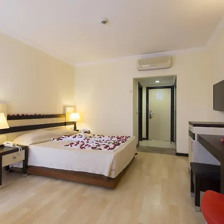 호텔 Orfeus Park 4*